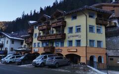 Sella Ronda lyžování