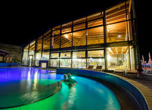 solebad_aussen_nacht