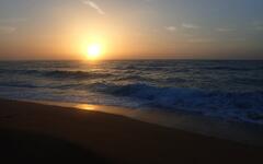 Západ slunce v Orosei. Foto Josef Křetinský